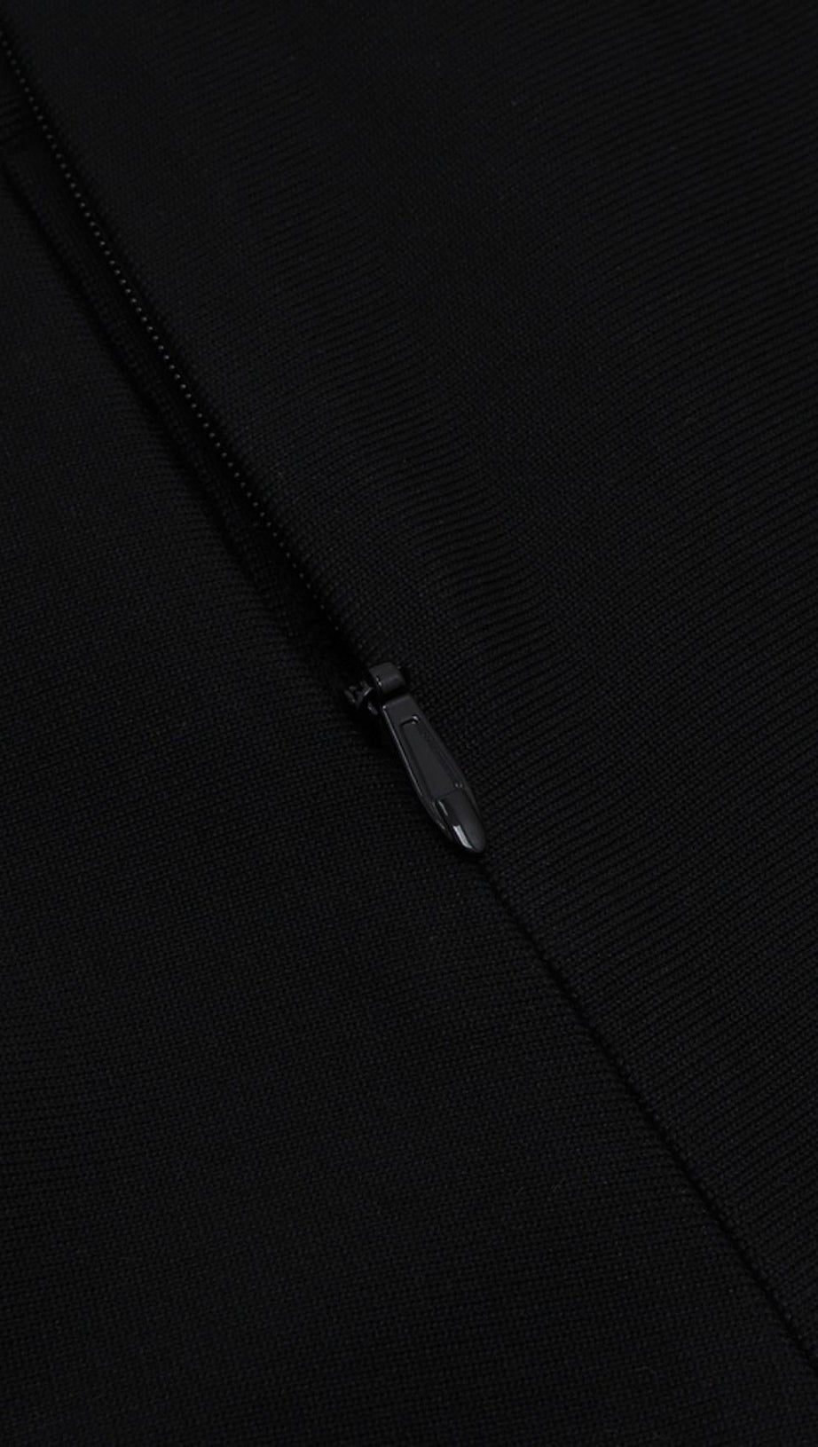 V NECK BANDAGE MINI DRESS IN BLACK