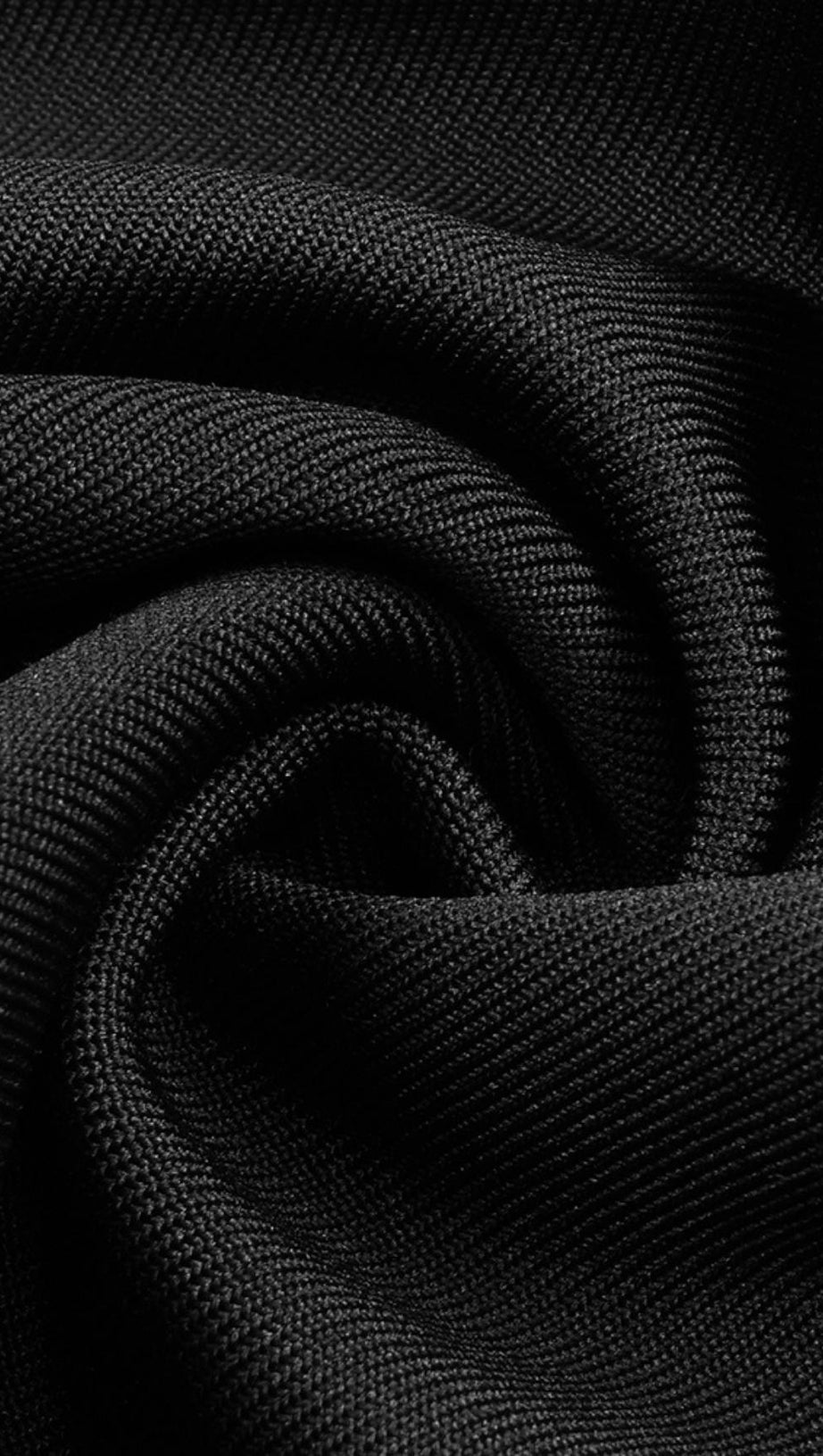 HALTER CUT OUT MIDI DRESS IN BLACK