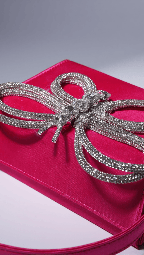 FIA CRYSTAL BUTTERFLY CLUTCH IN HOT PINK
