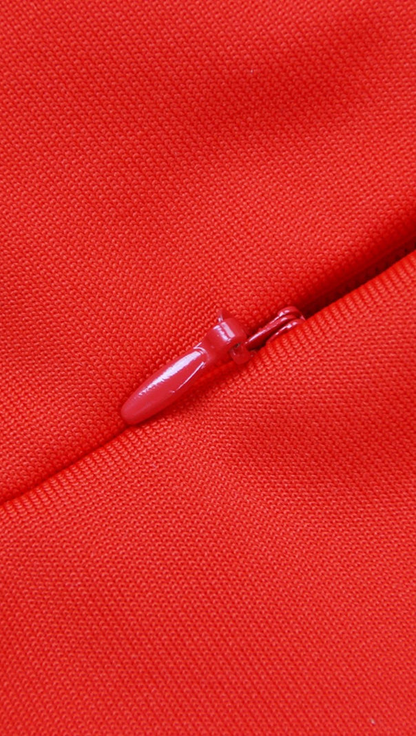 ABITO MIDI A MANICHE LUNGHE CON BENDAGGI ROSSO