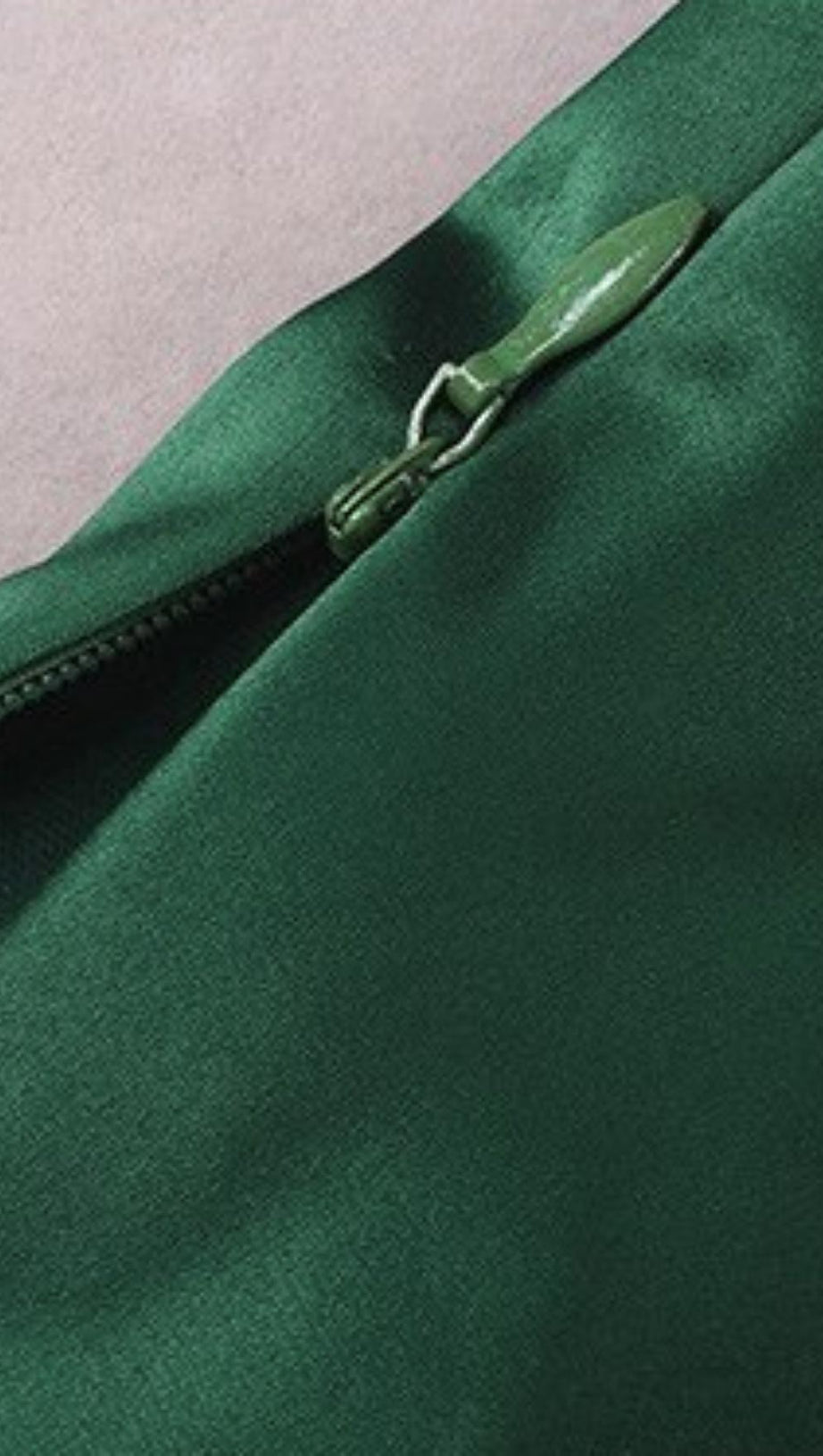 SATIN STRAP MAXI DRESS IN VERDE