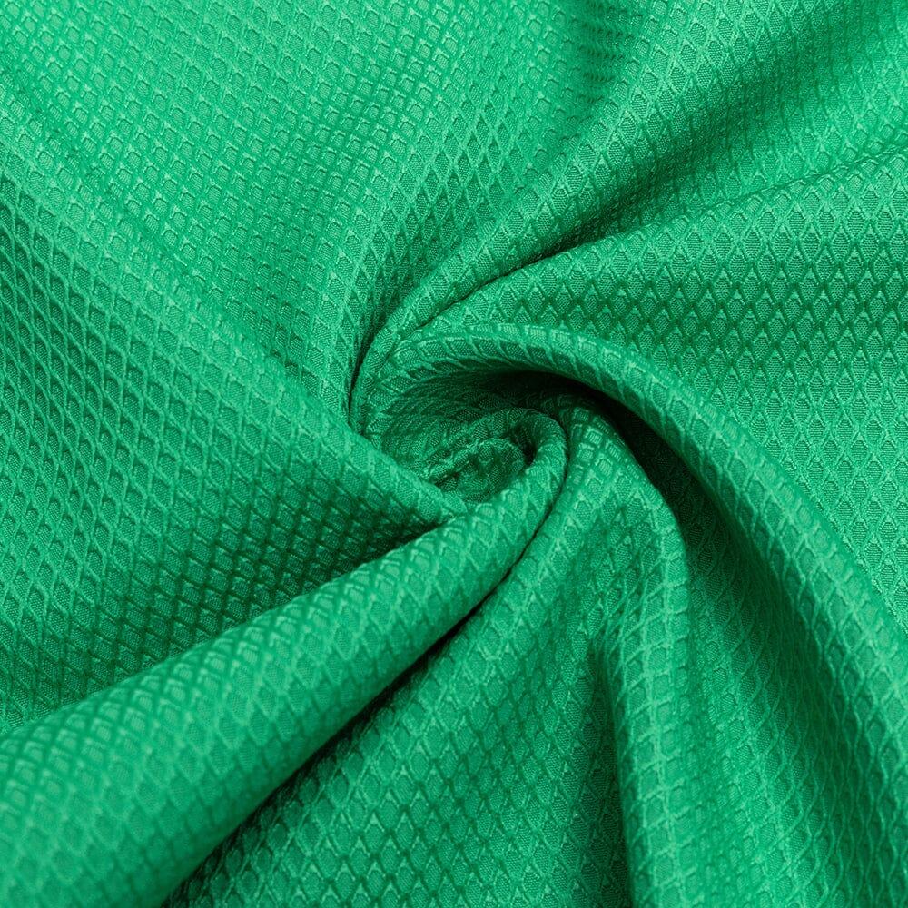 ABITO ALLA MODA VERDE CON SPALLE INCLINATE E CAVOLO