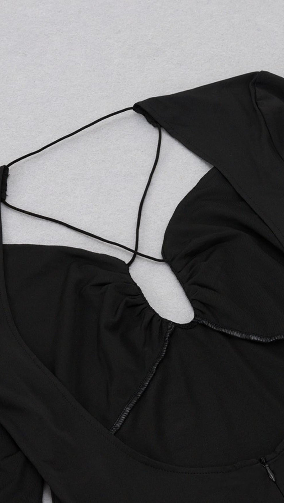 ABITO MIDI A MANICHE LUNGHE TAGLIE FORTI