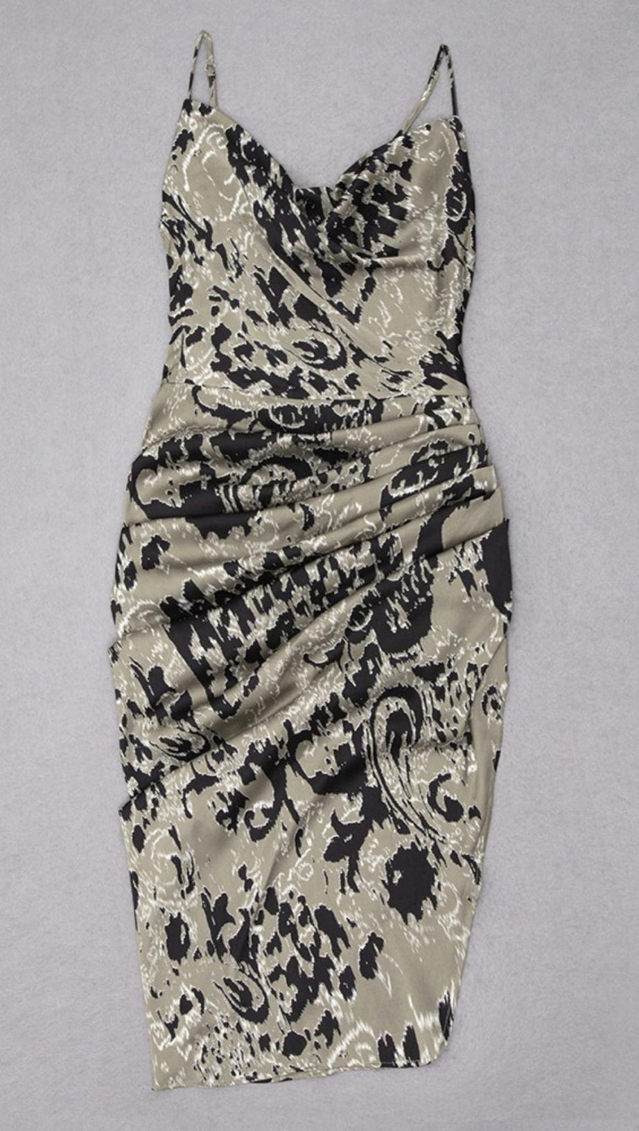 PLUS SIZE RUCHED MAXI DRESS