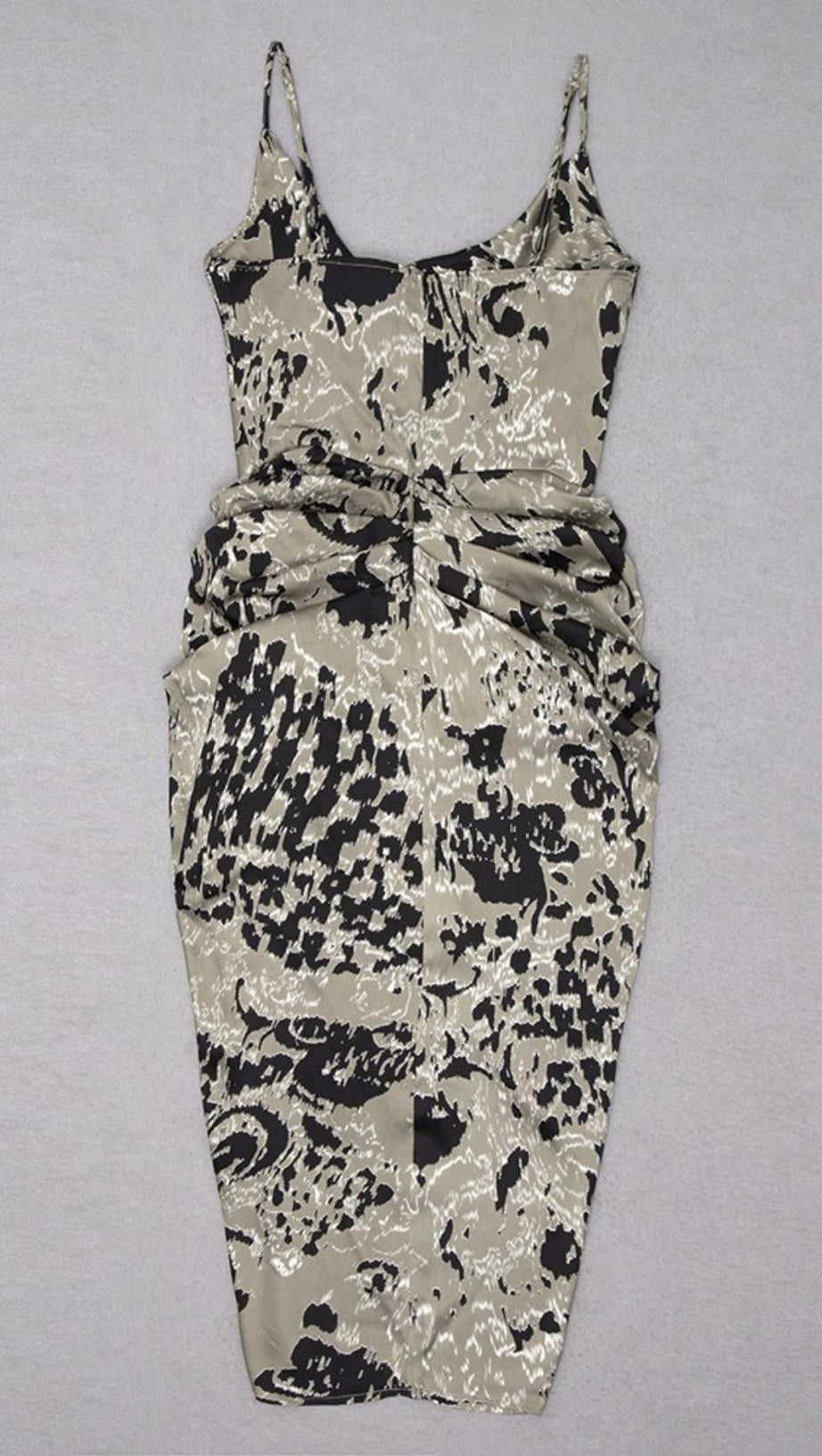 PLUS SIZE RUCHED MAXI DRESS