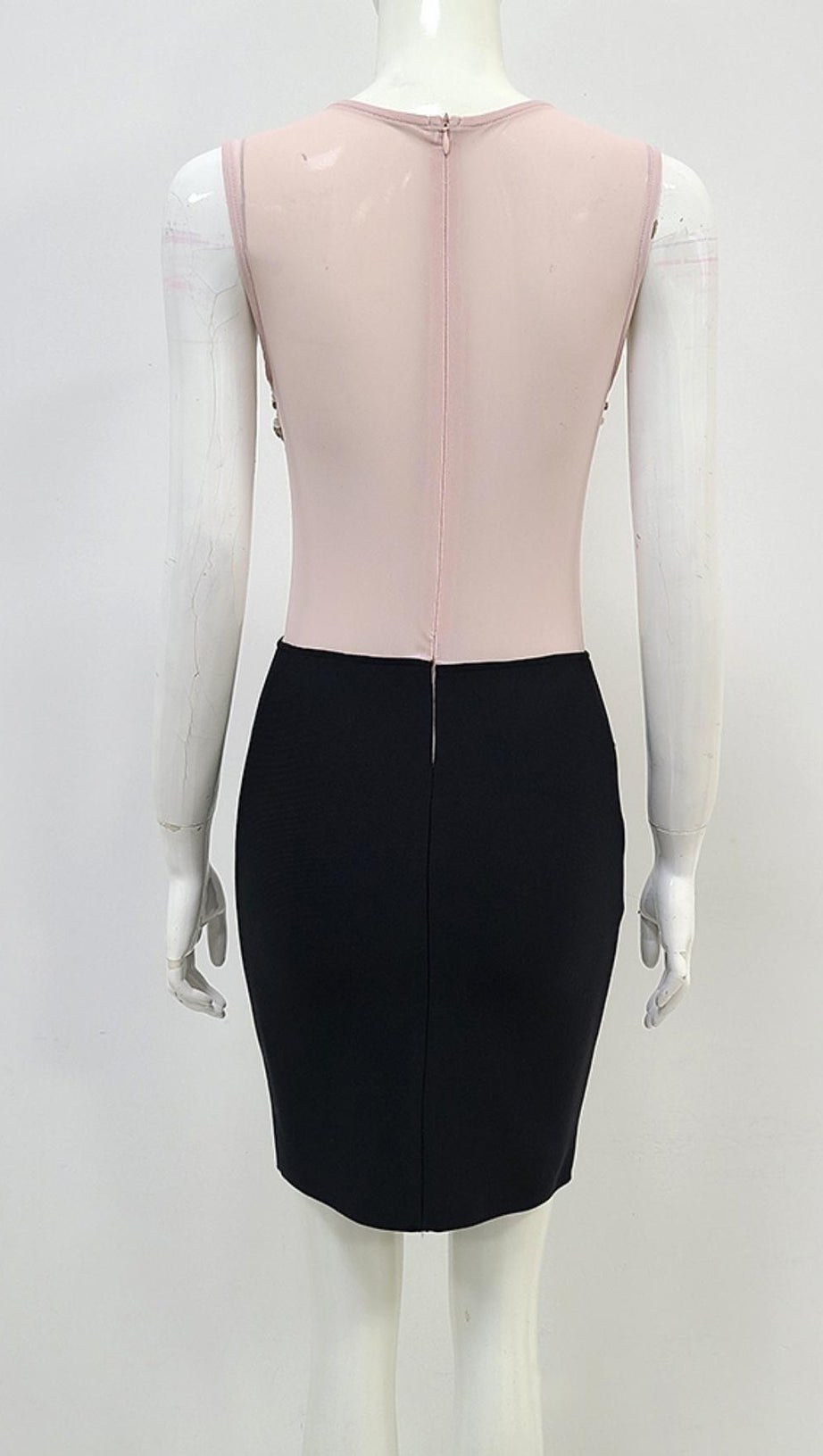 MIDIKLEID MIT SPITZE UND KRISTALL IN SCHWARZ