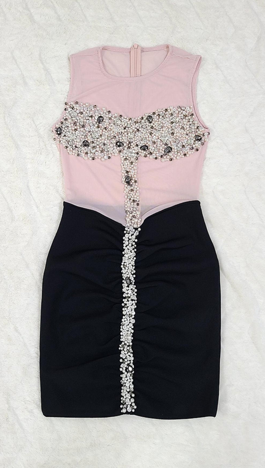 MIDIKLEID MIT SPITZE UND KRISTALL IN SCHWARZ