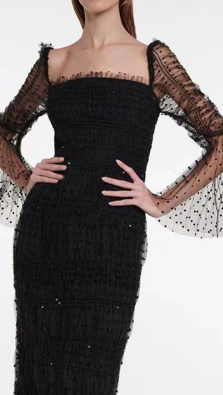 ABITO MIDI IN PIZZO CON SCHIENA SENZA SCHIENA NERO