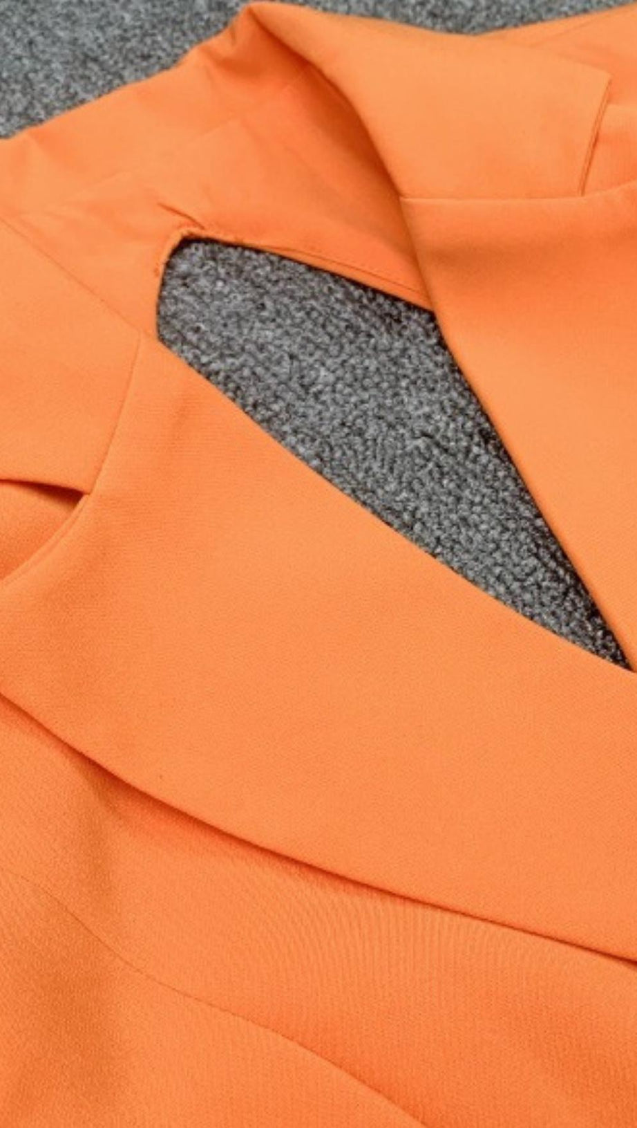 MINIABITO SCOLLO SCHIENA CON PIUME