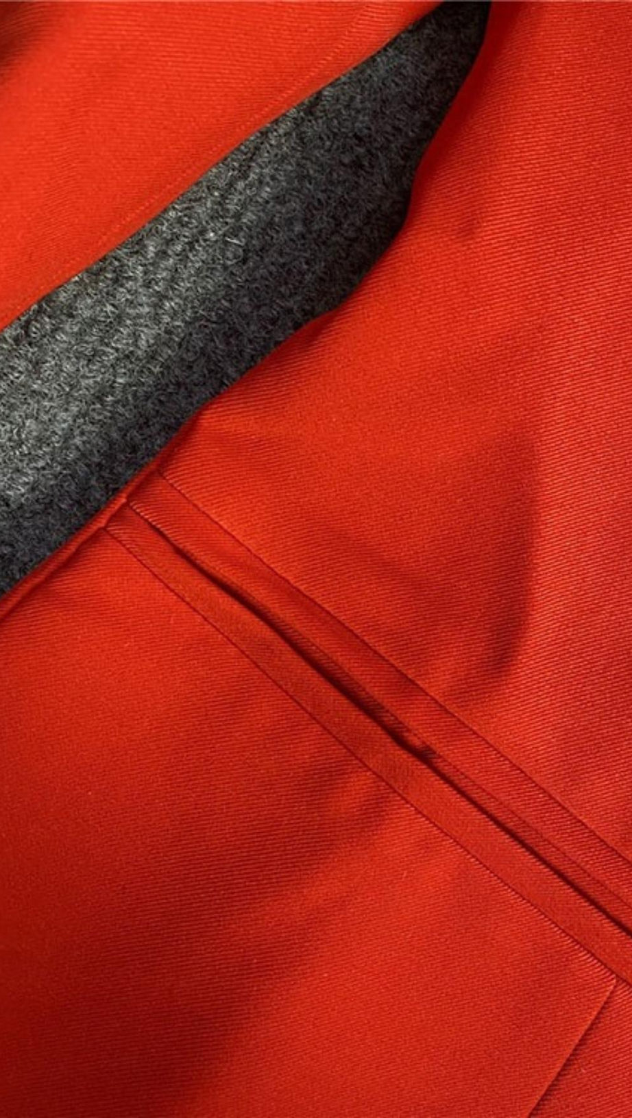 MINIABITO SCOLLO SCHIENA CON PIUME