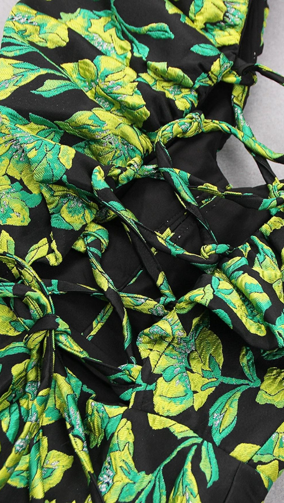 MINI ABITO JACQUARD CON SCOLLO A V