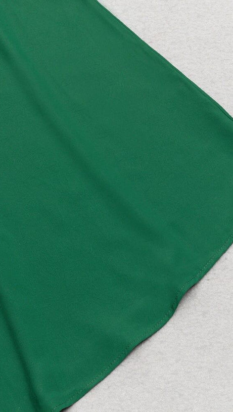 GREEN ONE-SHOULDER FLARED LONG-SLEEVE RUFFLE DRESS