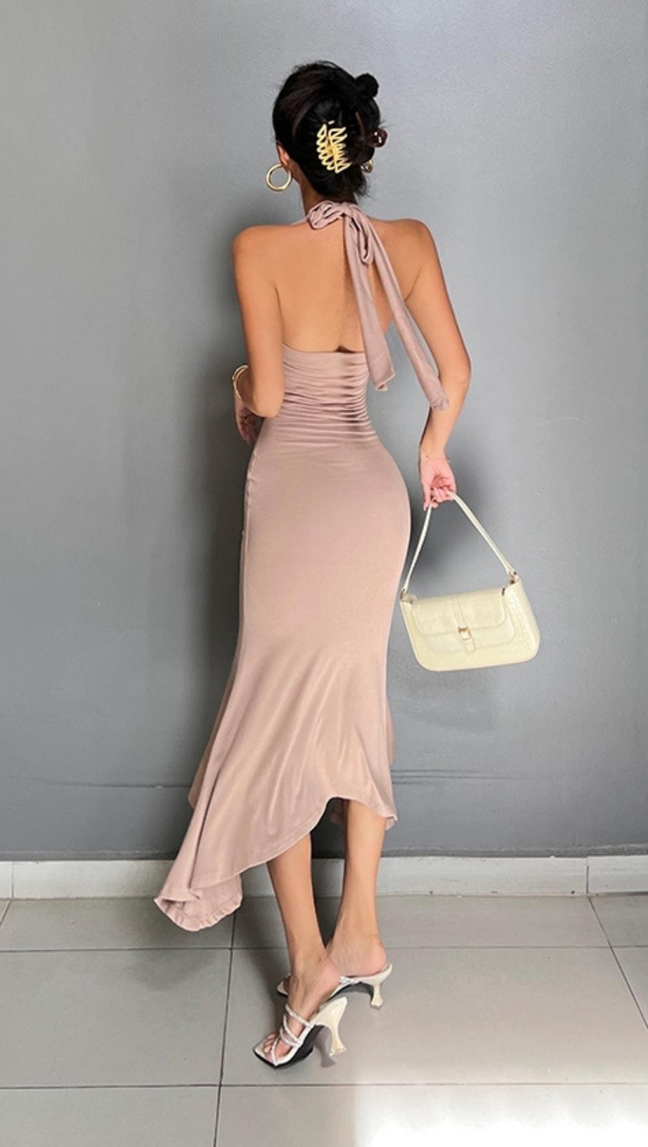 ABITO MIDI ADERENTE SENZA SPALLINE