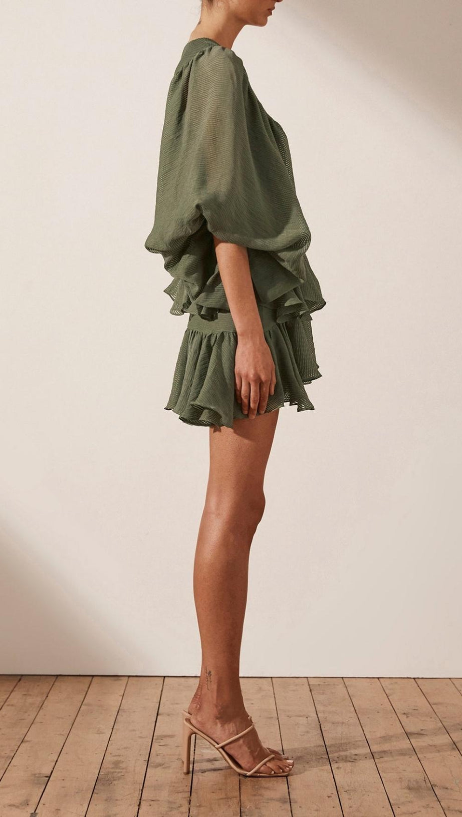 MINI ABITO DRAPPEGGIATO CON SCOLLO AVVOLTO