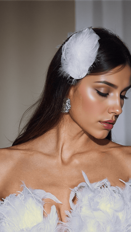 THEMIS FEATHER PEARL BARRETTES
