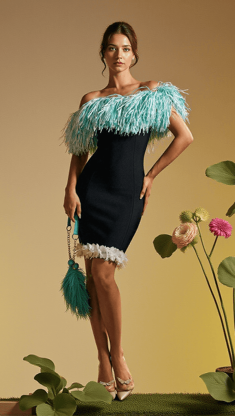 Koda – Trägerloses Minikleid mit Blumen- und Fransenband