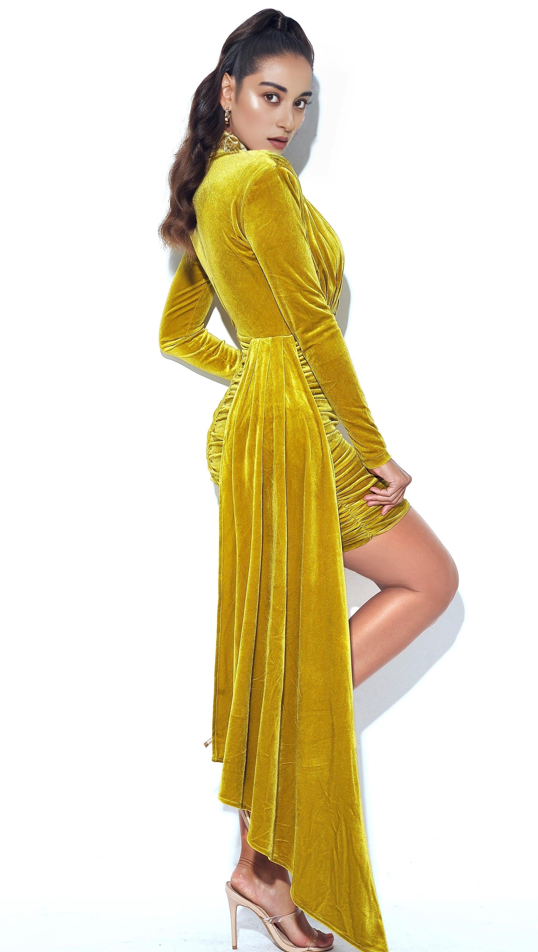 AIIZIE GRACYN GOLD CUTOUT LONG SLEEVE DRAPING VELVET DRESS - product image