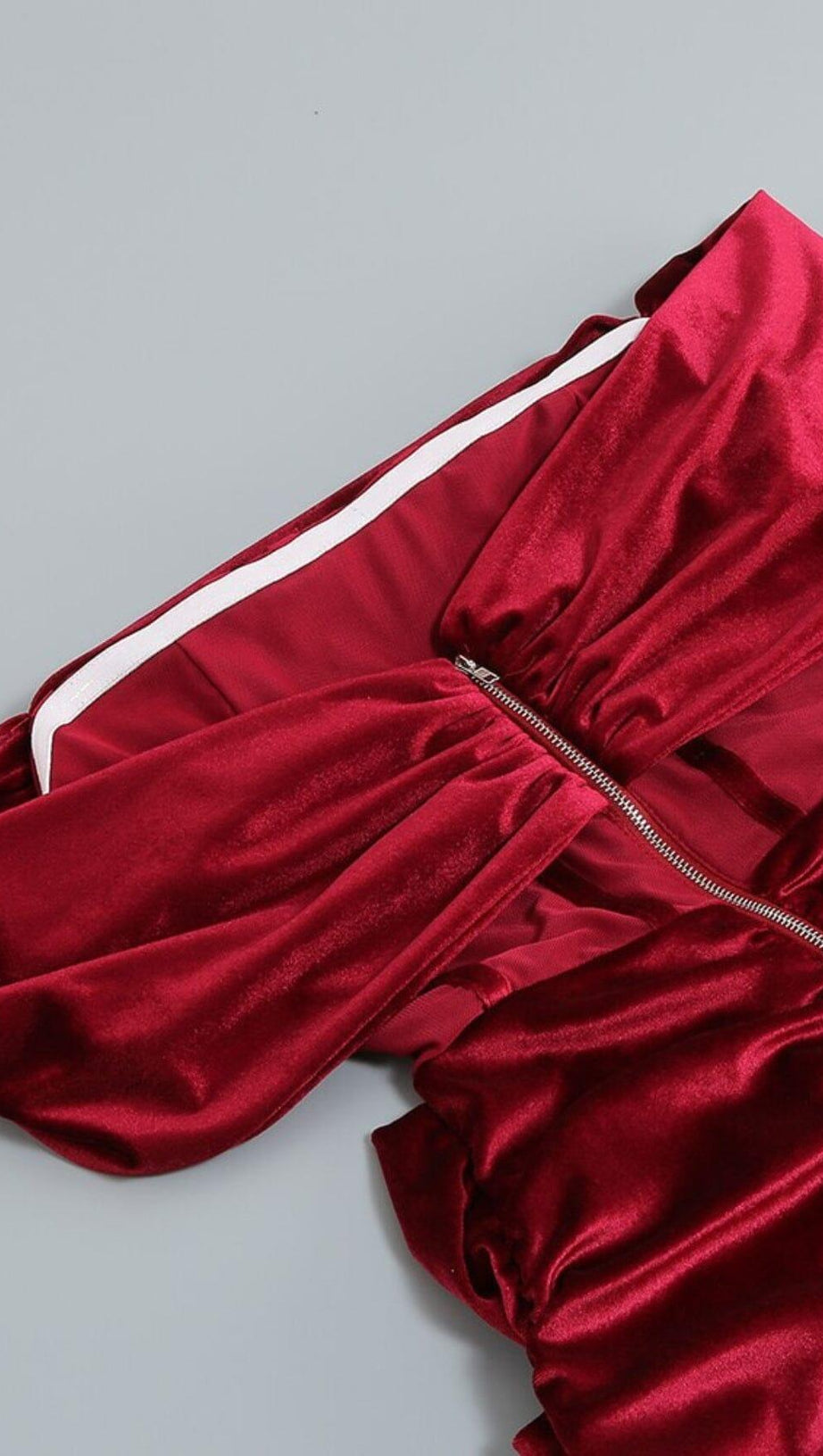 IRISA BURGUNDERROTES DRAPIERENDES OFF-SHOULDER-KORSETT-KLEID