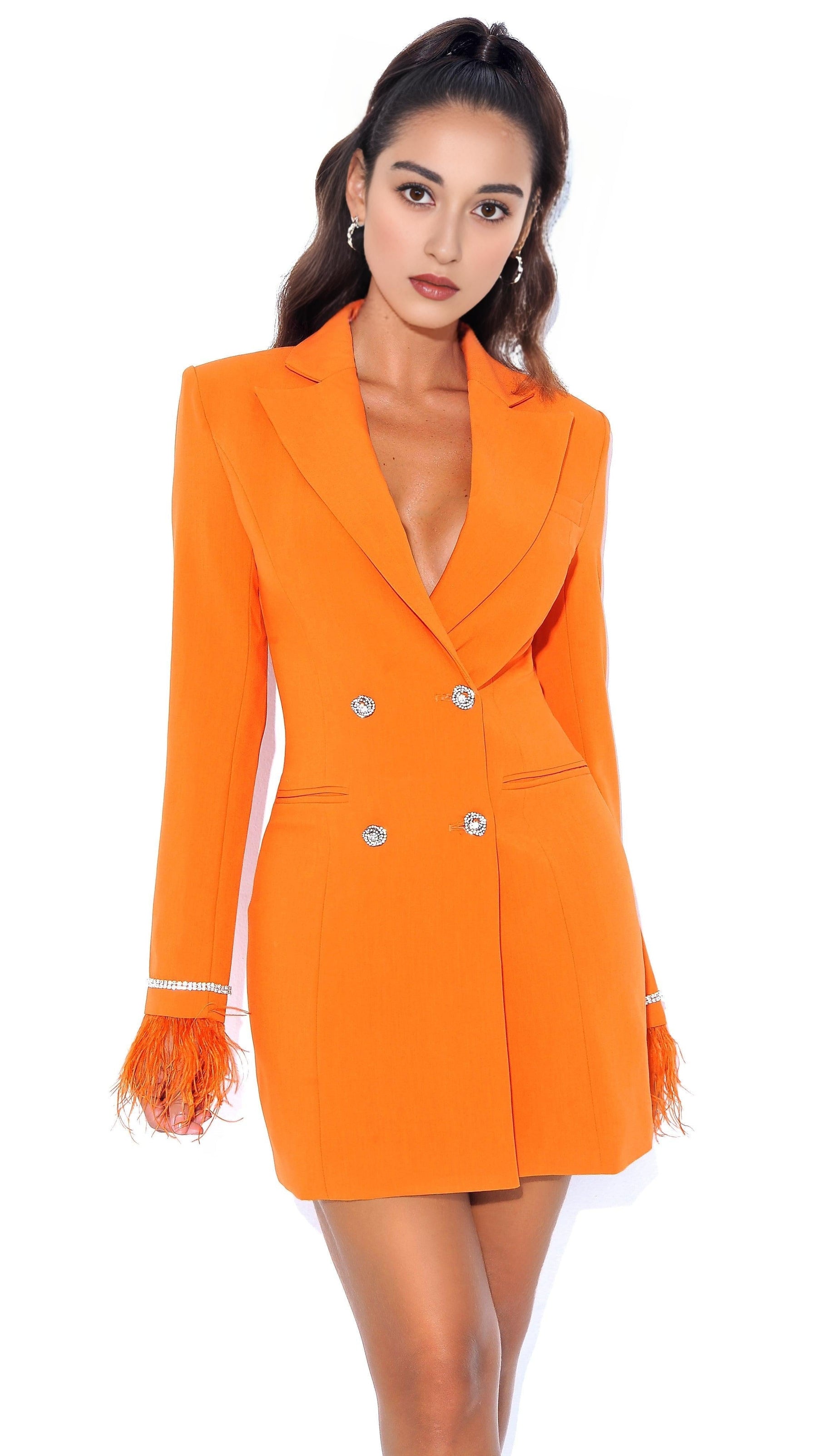 ABITO BLAZER SCOLLATO CON MANICHE IN CRISTALLO E PIUME ARANCIONE QUILLA