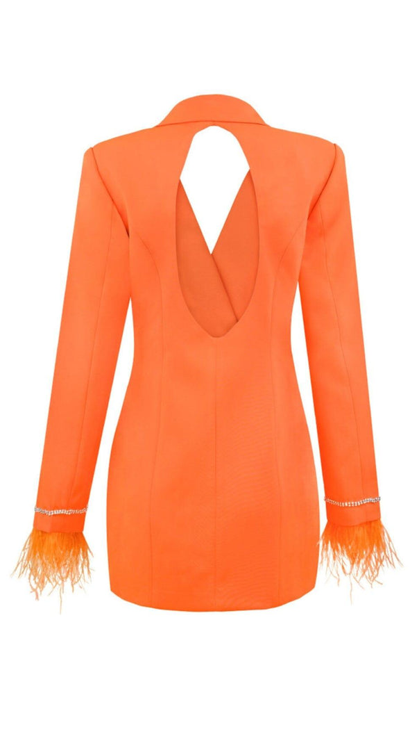 ABITO BLAZER SCOLLATO CON MANICHE IN CRISTALLO E PIUME ARANCIONE QUILLA