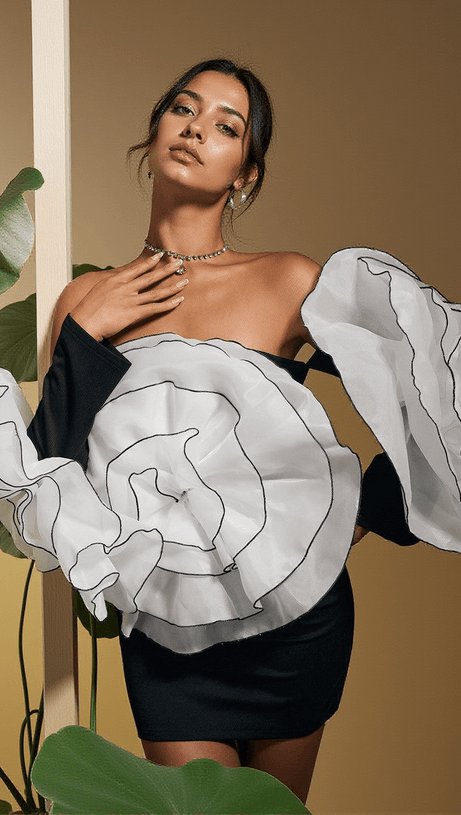 MINI ABITO A FIORI CON SPALLE SCOPERTE SELASI