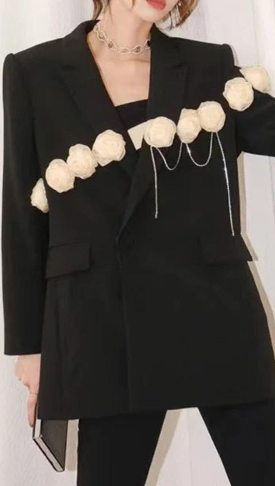 FLOWERS CHAIN BLACK BLAZER