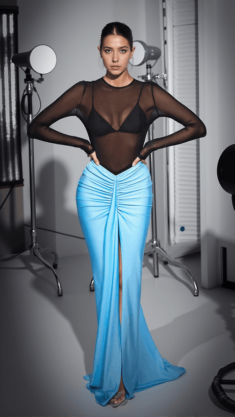 GONNA IN RASO CON SPACCHI TYNDALL IN CIELO