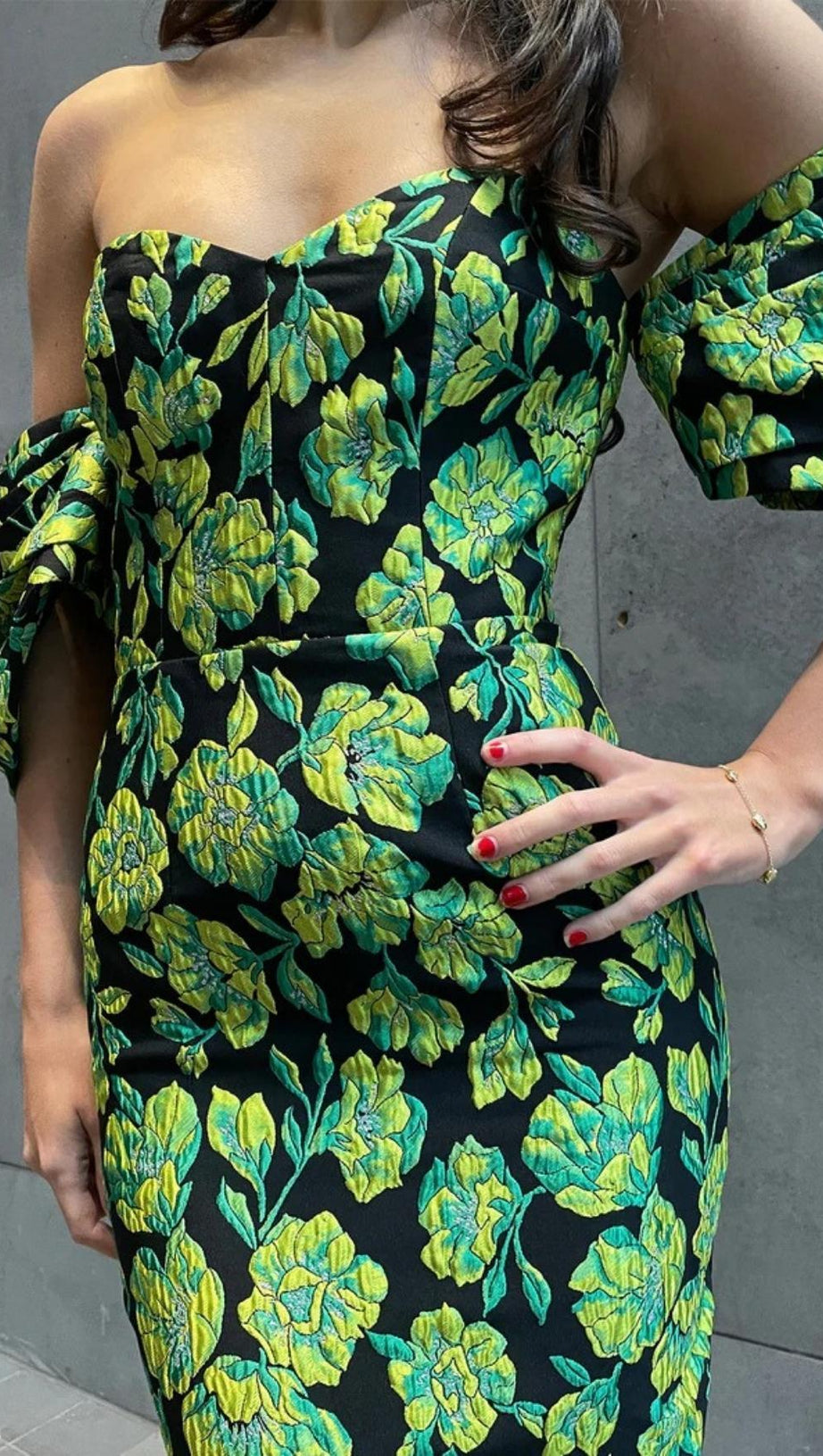 JACQUARD STRAPLESS MIDI DRESS IN GREEN