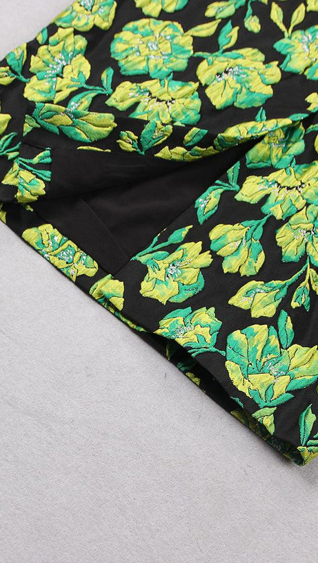 JACQUARD STRAPLESS MIDI DRESS IN GREEN