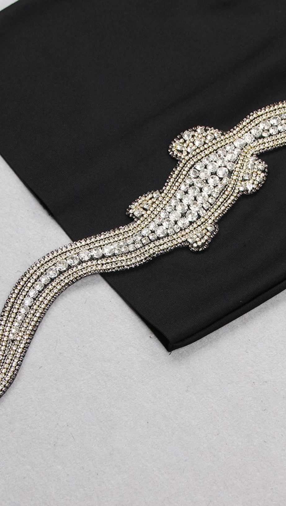 BANDAGE BODYCON MINI DRESS IN BLACK