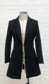 LONG-SLEEVED SUIT IN BLACK