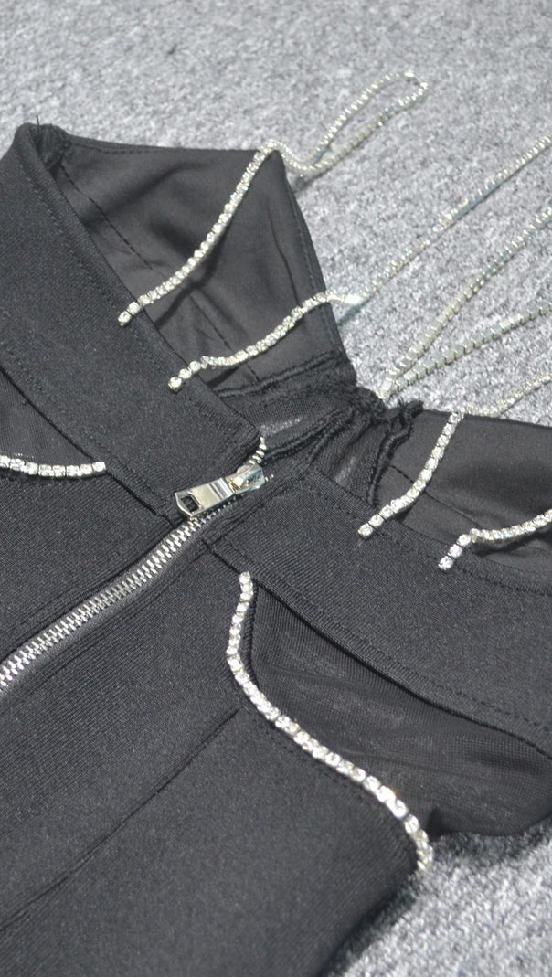 AIIZIE SLEEVELESS MAXI DRESS IN BLACK - product image