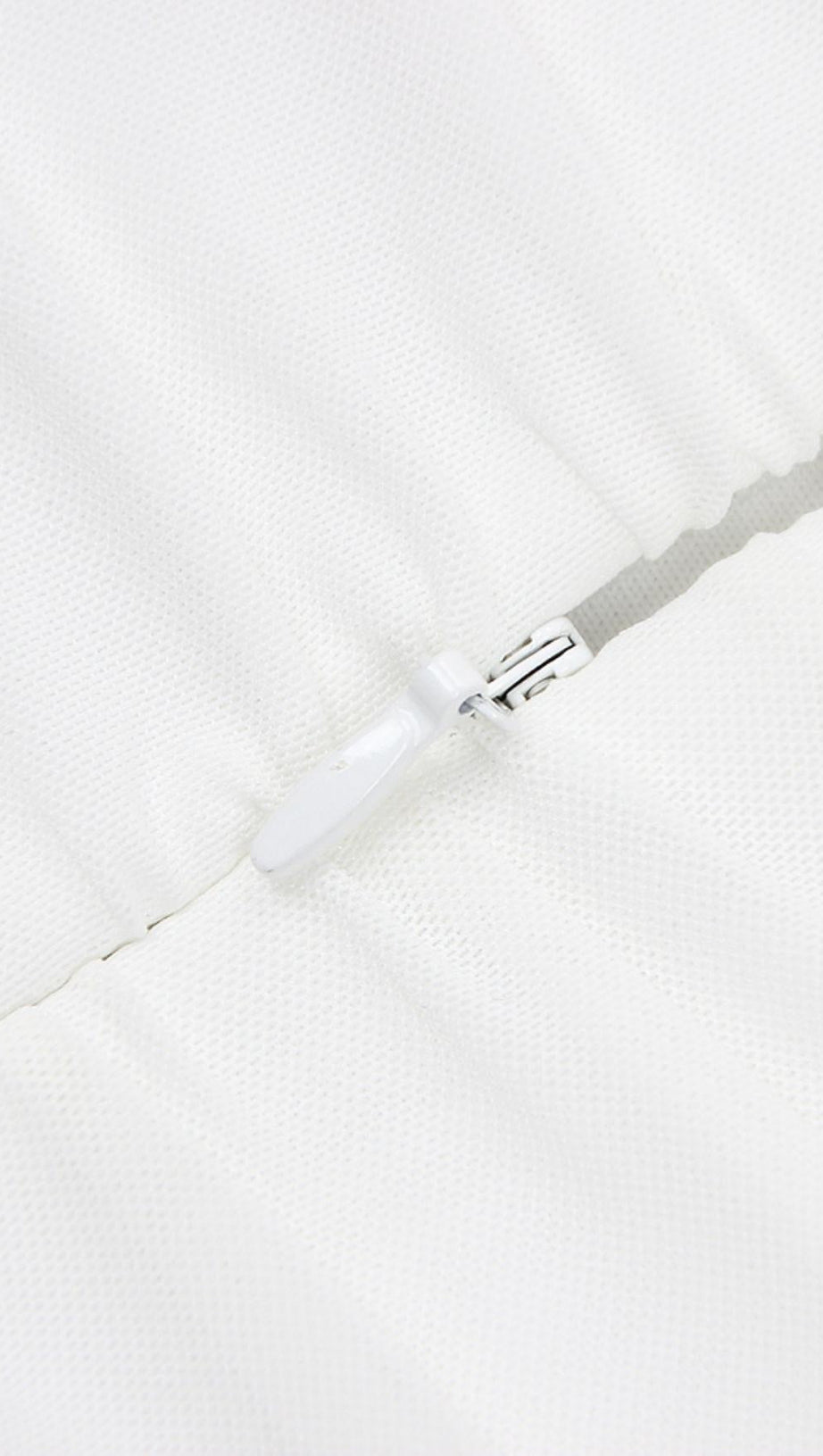 BODYCON BACKLESS MINI DRESS IN WHITE