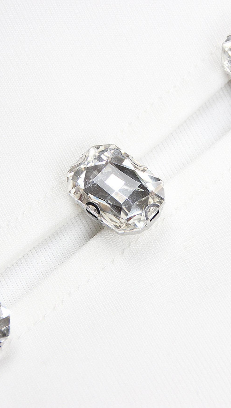 BODYCON SPLIT DRESS IN WHITE