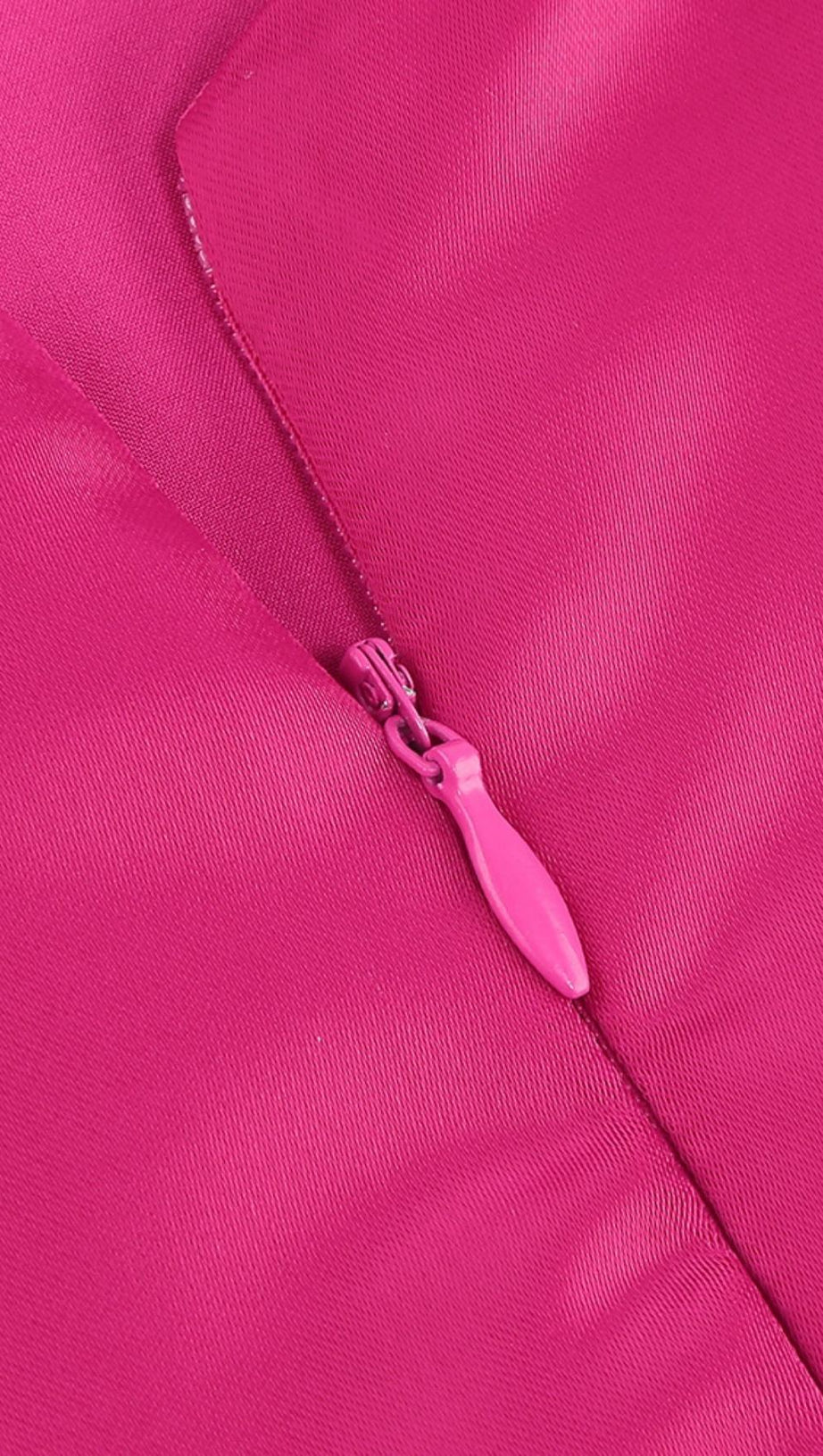 BANDAGE BACKLESS MIDI DRESS IN PINK