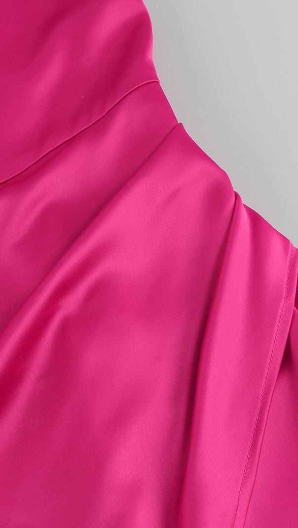 AIIZIE BANDAGE BACKLESS MIDI DRESS IN PINK - product image