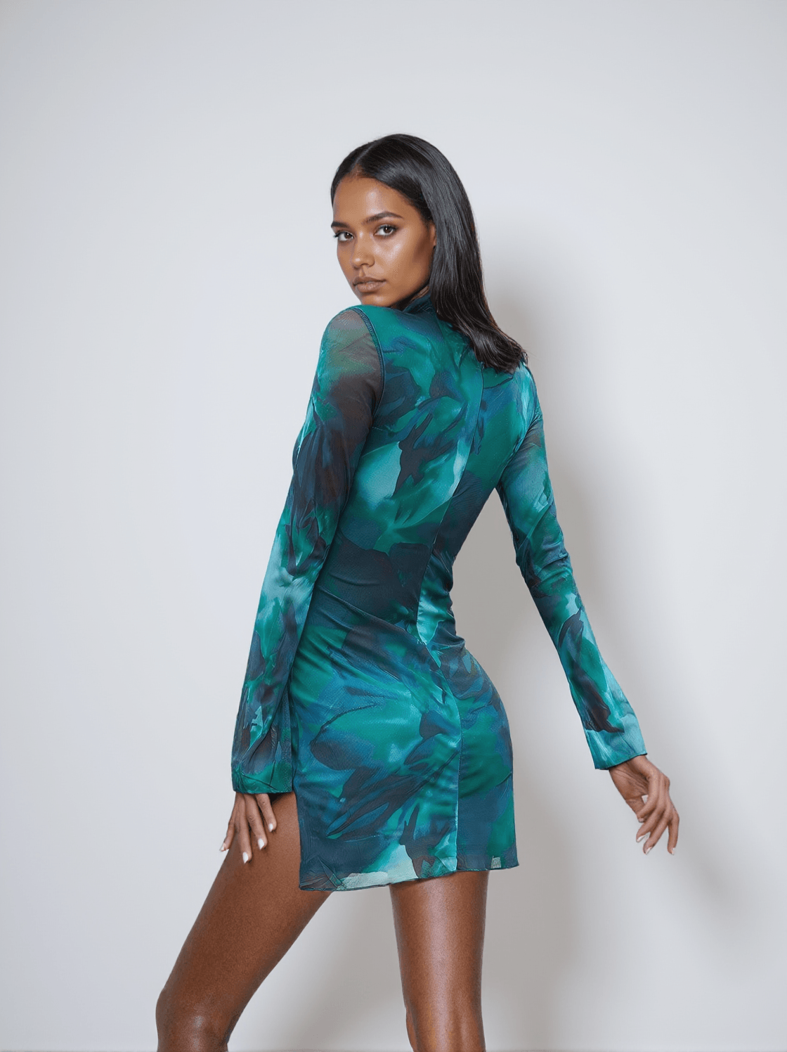 ABITO IN RETE FLOREALE A MANICHE LUNGHE SAHAR