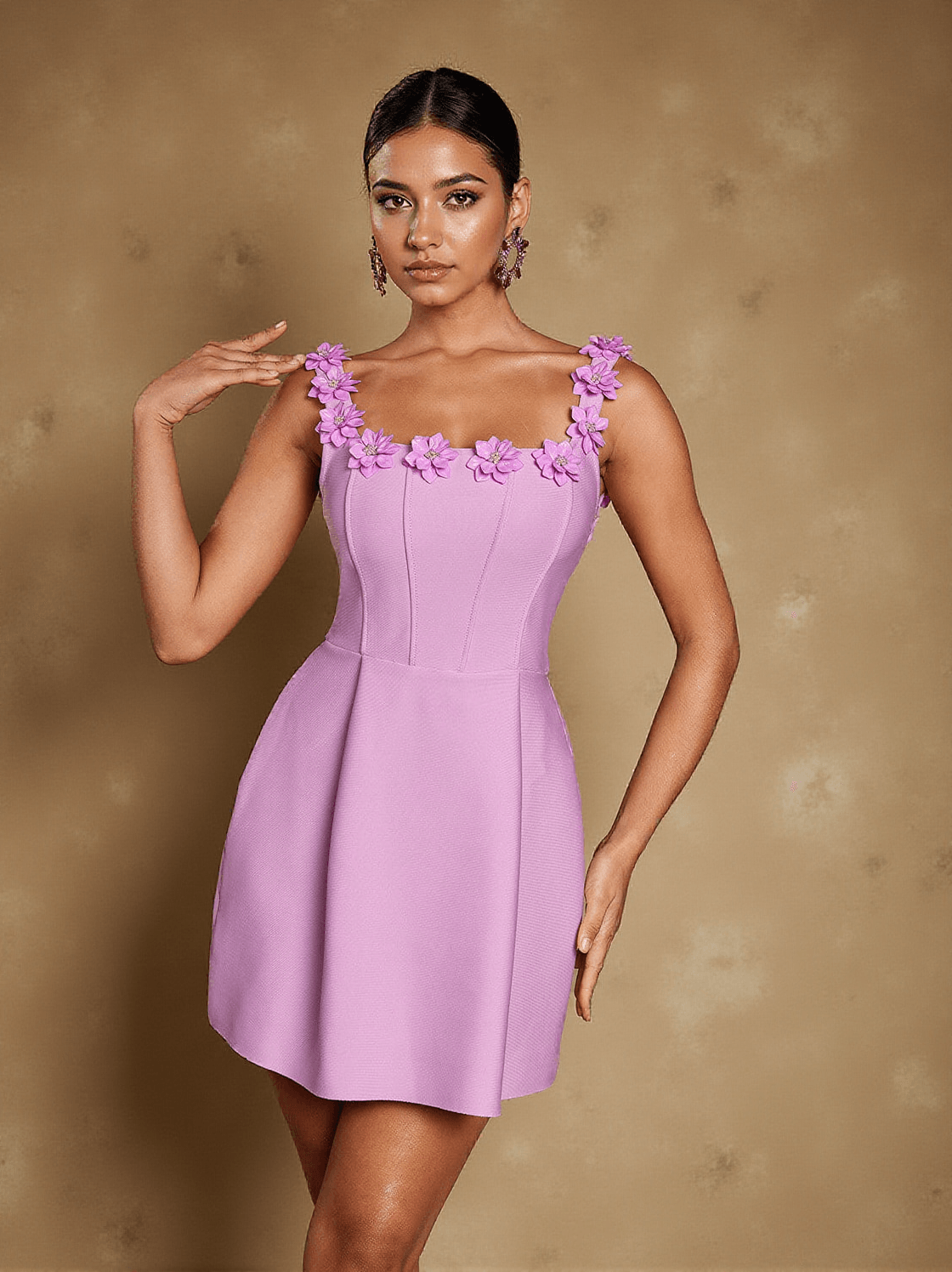 Uriah Minikleid mit eckigem Kragen und Blumen-Bandage