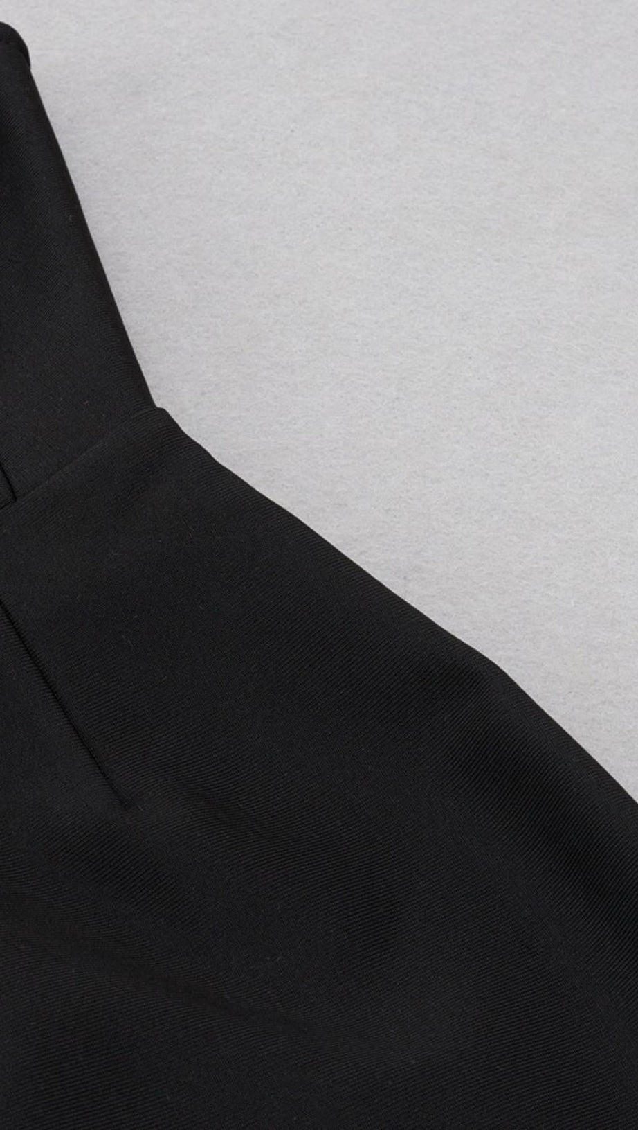 ONE SHOULDER MIDI DRESS IN BLACK