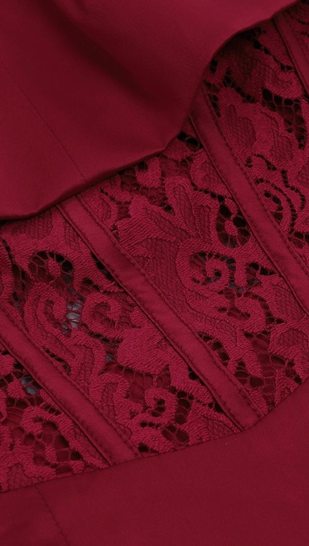 ABITO MIDI IN PIZZO CON SPALLE SCOPERTE
