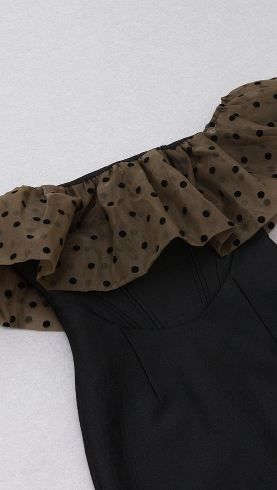 OFF THE SHOULDER MIDI DRESS IN BLACK