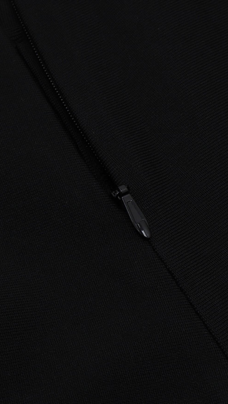 SLEEVELESS EVENING MIDI DRESS IN BLACK & WHITE