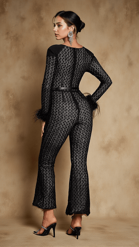 Orwell – Langärmliger Jumpsuit mit Federn