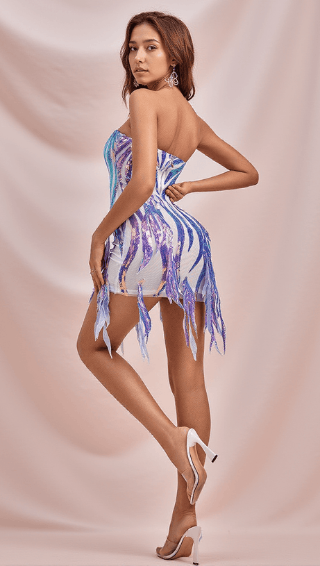 Raina – Trägerloses Minikleid mit Pailletten in Lila