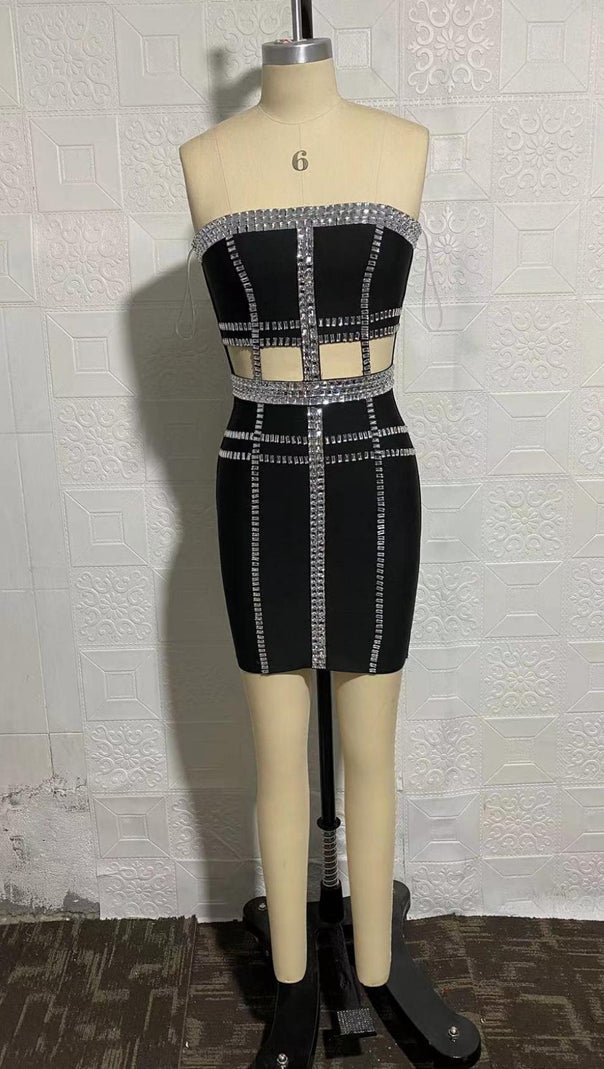 AIIZIE STRAPLESS MINI DRESS IN BLACK - product image