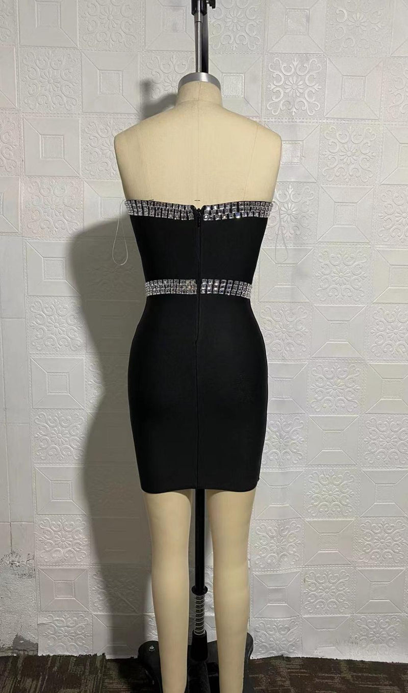 STRAPLESS MINI  DRESS IN BLACK