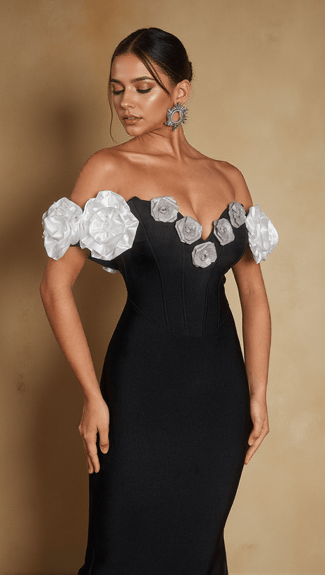 EVIAN OFF SHOULDER FLOWER BANDAGE MAXI DRESS