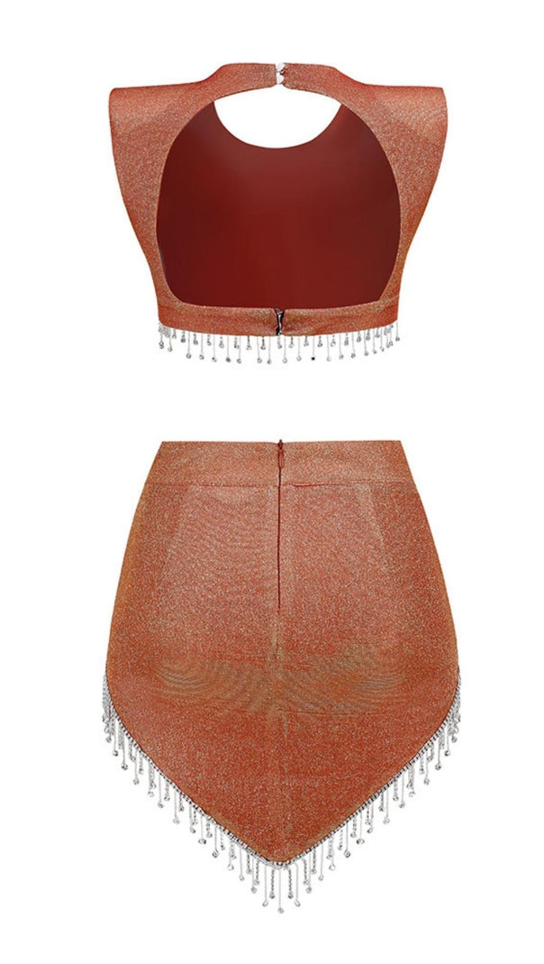 ZWEITEILIGES MINIKLEID IN GRÜN