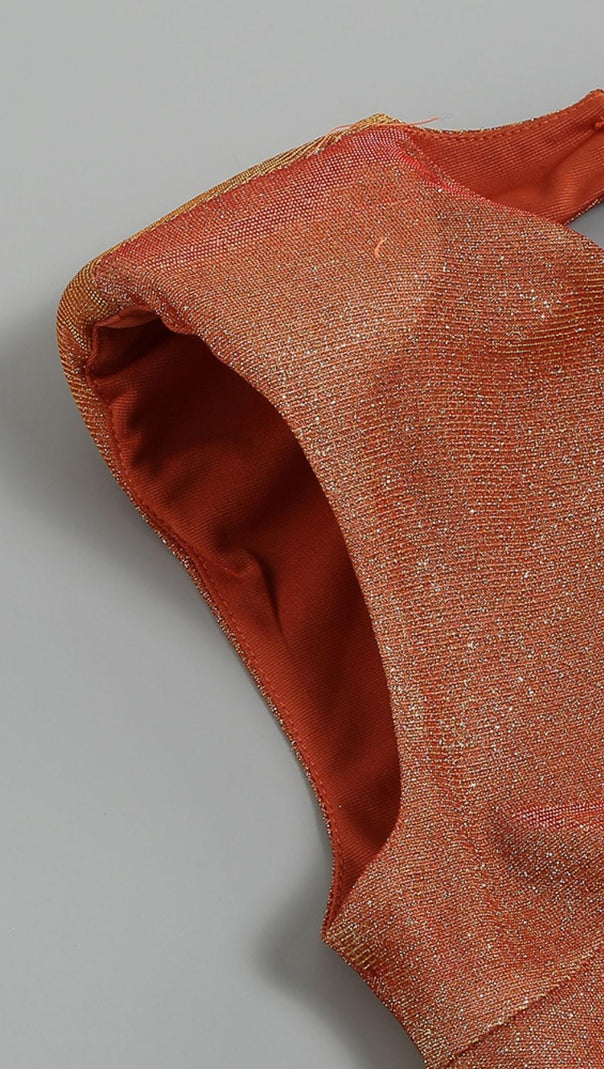 ZWEITEILIGES MINIKLEID IN GRÜN