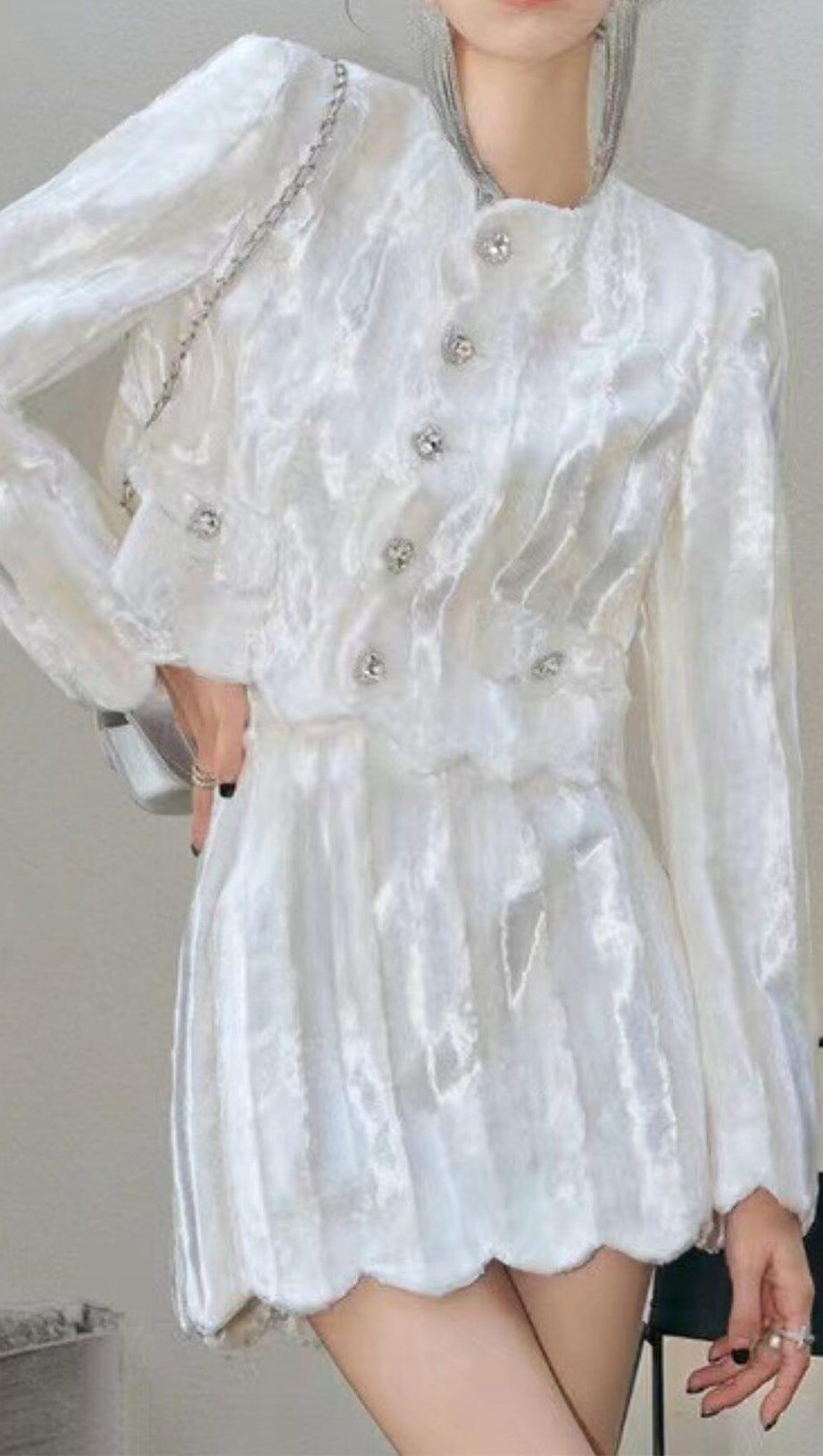 COMPLETO MINI DUE PEZZI IN VELLUTO CON FIBBIA IN STRASS E DIAMANTI